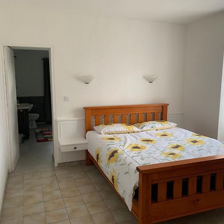 Le Bois D'Amour Gite Et Chambres Charroux  Экстерьер фото